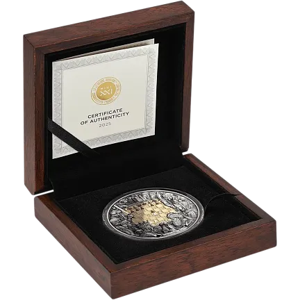 Монета "Королевский гамбит", 2025 г., Серебро, 93,3 гр., проба 999, НИУЭ